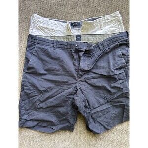 Lot Of 2 Shorts Size 38 Gap Blue And Nautica White Size 36